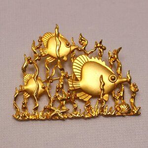 JJ Jonette Fish School Swimming in the Kelp Brooch